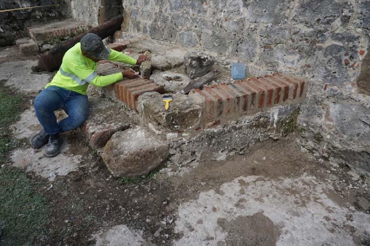 Jeronimo. Photo No.7. Cleaning and restoration of walls at San Jeronimo.