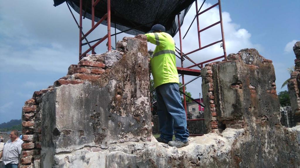 d. Cleaning and consolidation of walls in San Jeronimo. Photo No.12.