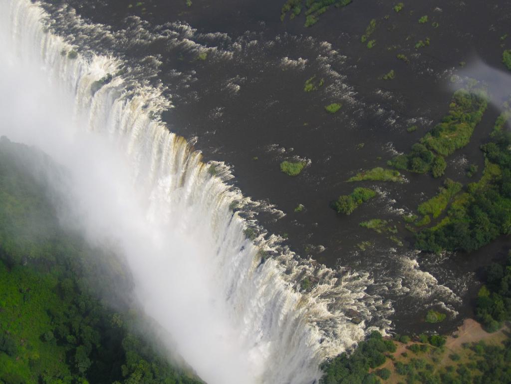 DAY 8: VICTORIA FALLS - MOSI-OA-TUNYA NATIONAL PARK, ZAMBIA Today is the day we will first get a glimpse of the mighty Victoria Falls.
