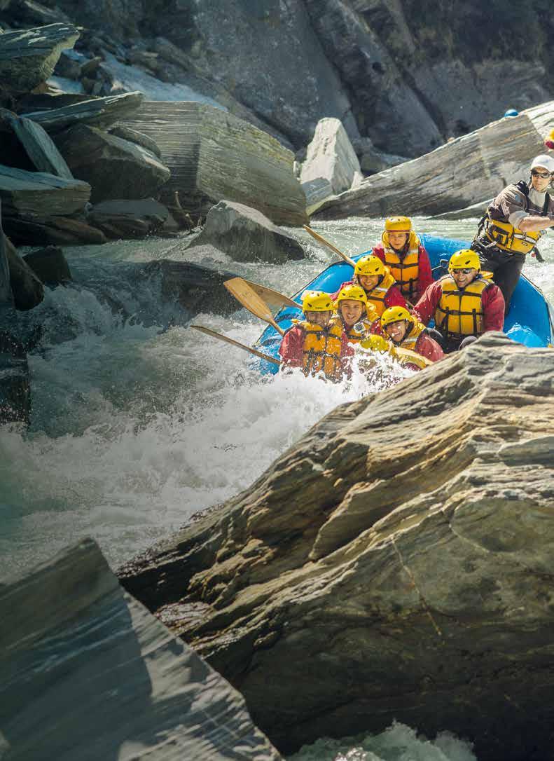 QUEENSTOWN Rafting QUEENSTOWN Flow Fun Canoes & Rafts LANDSBOROUGH Wilderness Experience Shotover River (grade 3-5) Queenstown is the ideal place to meet the challenge of white water rafting with our
