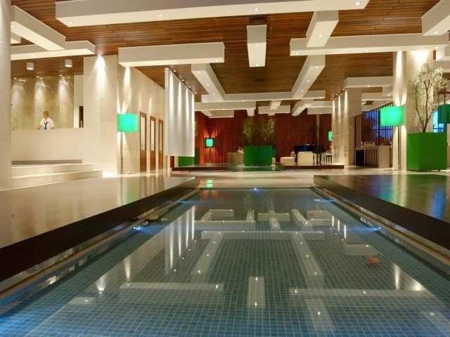service, Lounge, Non smoking areas, Outdoor pool, Parking space, Pool bar, Pool towels, Restaurant, Safe at the reception, Shops, Snack bar, Sun beds (at the