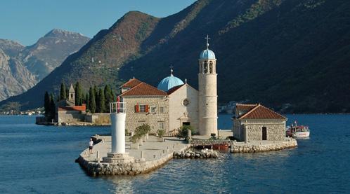 Each has left a significant mark on this marvelous beautiful little place. Today, Perast is one of the luxury destination in Montenegro, that offers an unforgettable experience.