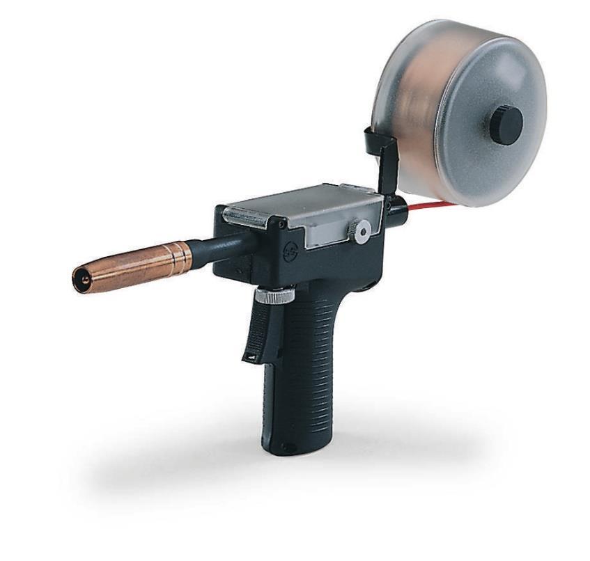 Slika 6. Pištolj za zavarivanje s kolutom dodatnog materijala (Spool gun) [14] Preferirani način dobave aluminijske žice dodatnog materijala je ''push-pull'' metoda.