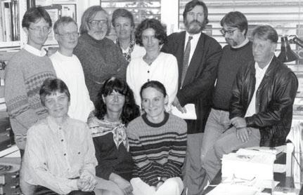 Člani Oddelka za umetnostno zgodovino oktobra 1996, foto: fototeka oddelka, Matija Jurovič Oddelek se je aktivno vključil tudi v prenovo srednjega in osnovnega šolstva, tako da so posamezni člani