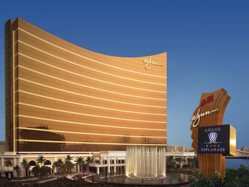 Wynn Macau Phase I Opened September 6, 2006 Strategic location Signature building with 600 rooms Spa and entertainment facility Water feature Expansion on Dec 24, 2007 Retail: 11