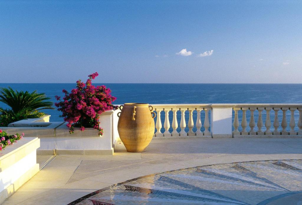 Your Accommodation Anassa Hotel Overview Quaint and Private, Roman Spa' A secluded hillside provides the backdrop for the five star boutique Anassa Hotel and is a member of the Leading Hotels of the