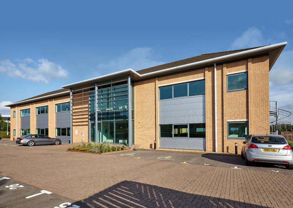 AZTEC WEST BS32 4AQ The Quadrant TO LET NEWLY REFURBISHED OFFICE Highly specified office with