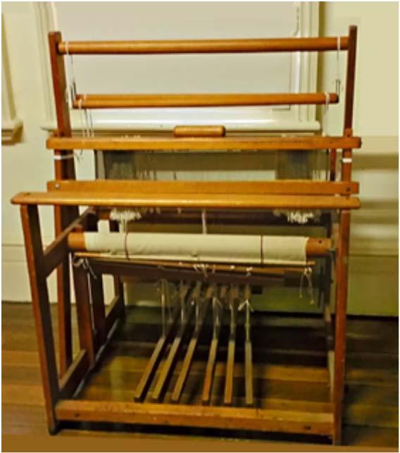 The 4-shaft Counterbalance Floor Loom In the Military Room at the Museum, you will find a 4 shaft timber floor loom, recently donated by the Berry Spinners and Weavers.