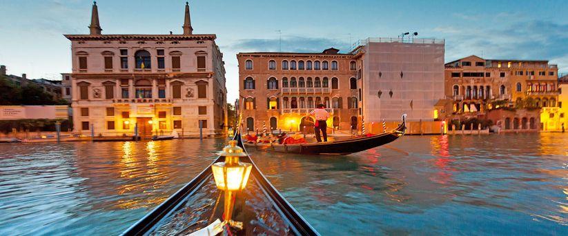 0484 4056111 outbound@intersight.in Marvelous Italy Customised Tours 8 Nights/9 s Itinerary 1 Venice Arrival at Venice airport and private transfer to the hotel.