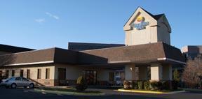 Introduction: Welcome to the Comfort Inn Tysons Corner, a Vienna hotel near The Pentagon The Comfort Inn Tysons Corner is ideally located off Interstate 66 and the Dulles Toll Road.