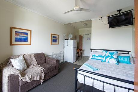 Individual and twin studio apartments, single room(s), twin room(s), en-suite bathroom(s), private kitchenette, communal lounge/ common area, TV in the common area Laundry (extra charge), Wi-Fi,