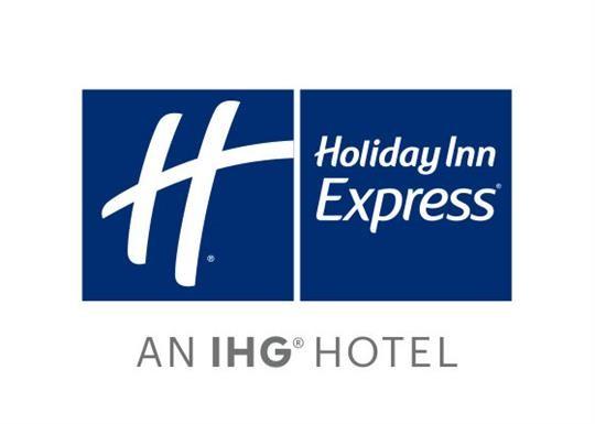 (Mention you are exhibiting with the Gateway Farm Expo to receive the following offers) 508 S 2nd Ave, Kearney, NE 68847 Phone: (308) 234-8100 The Holiday Inn Express has an indoor pool, a spa tub,