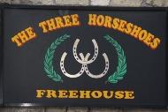 Horseshoes. Live music with Friday and Saturday night bands, and Sunday afternoon acoustic sessions. Good selection of Real Ales available too.