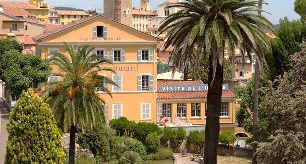 occupancy room Supplement for single room (per person, per day) LOW SEASON 516 38 Visit of Nice, tour with the Petit Train Visit of Saint Paul et Vence Visit of Vintimille and its market Visit of