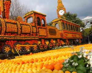 per person, per day Week-End 6 DAYS / 5 NIGHTS Visit of Nice Battle of Flowers in the tribune in Nice Parade in Lights in the tribune in Nice Visit of Menton : Citrus exhibition in the Bioves Gardens