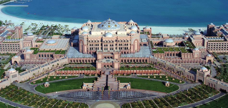 Book an exclusive flight from Dubai International Airport (DXB) to Atlantis The Palm, or