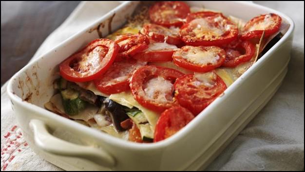 Recipe: Vegetable Lasagne Ingredients 450/16 oz Courgettes 1 Aubergine 3-4 tbsp extra virgin olive oil 1 kg firm ripe tomatoes, sliced 1 cloves garlic, chopped 1 tbsp balsamic vinegar 10-12 fresh