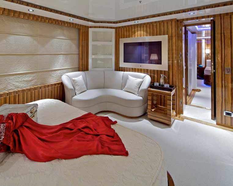 double cabins The m/y O RAMA can accommodate