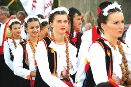 srpnja očekuje vas Vesta Festa, festival ženskog tradicijskog glazbovanja, a 30. srpnja etno sajam Dani komina, pure i bronzina u Tijarici. Ipak, najveselije će biti 29.