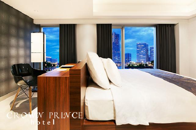 Ruby room Extensive 22 sqm, ALEXANDRITE ROOM is a modern feature room with cozy extravagant minimalist concept.