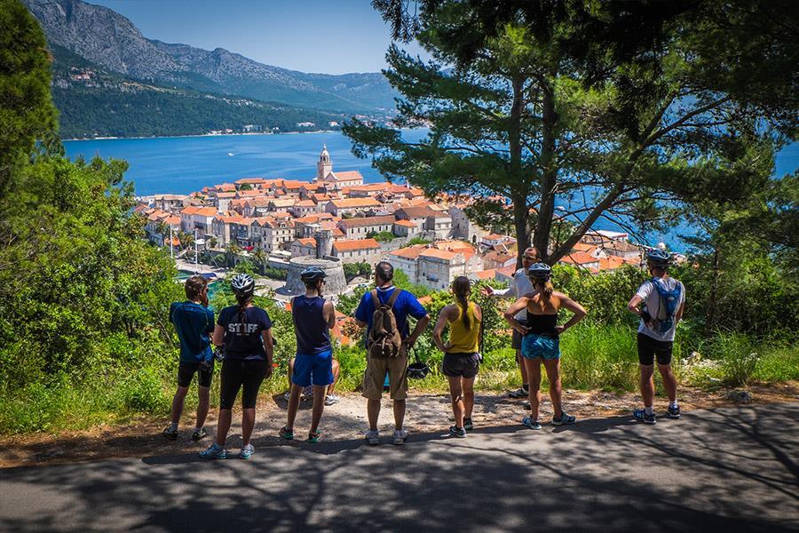 Day 4 (Tuesday ) Korčula Island (cycling approx. 62 km) Todays ride leads you along the length of what is widely considered to be Dalmatia s most beautiful island.
