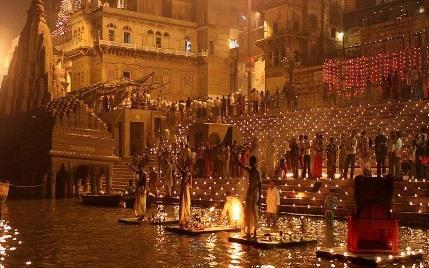 Dev Deepawali is a famous Utsav celebrated every year at the holy city Varanasi. Dev Deepawali, which is also spelled Dev Diwali, is celebrated to mark the victory of Lord Shiva over demon Tripurasur.