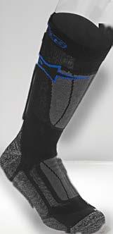 Compression technology for muscle support and improved circulation for accelerated recovery. Elastane support zone at mid foot. 93% polyamide 7% elasthan.
