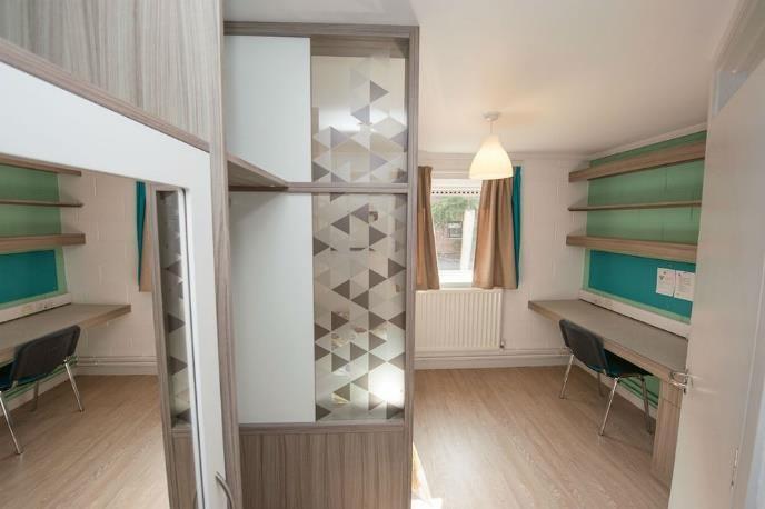 Single Bed Study Area Private en-suite bathroom with shower Shared Kitchen and Common
