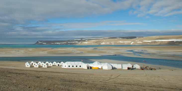 NORTHERN CANADA Discover Nunavut Nunavut encompasses a vast area, therefore a self-drive or coach tour isn't feasible, but it is still possible for adventurous travellers to explore this remote part