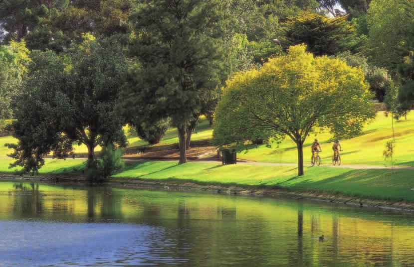 River Torrens s popular river and parklands ADD FREE * This tour is free when you book two full day tours or 50% off when you book any full day tour. See offers on page 5.