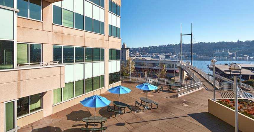 Nestled in the vibrant and budding Westlake neighborhood, West Lake Union Center provides access to running paths, popular restaurants and bars, cultural amenities, freeways, public transportation