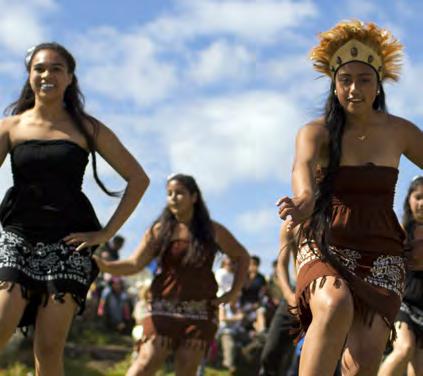 While the managers from both countries saw many connections, those from Hawaiʻi and Rapa Nui (Easter Island) were particularly struck by the cultural, historical, social, ecological, and geologic