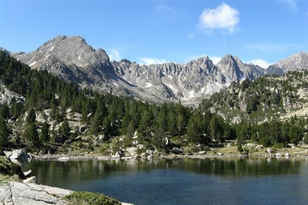 Val d'incles & Cabana Sorda Both groups will take transport to the top of the beautiful Val d'incles, then walk together for the first hour.