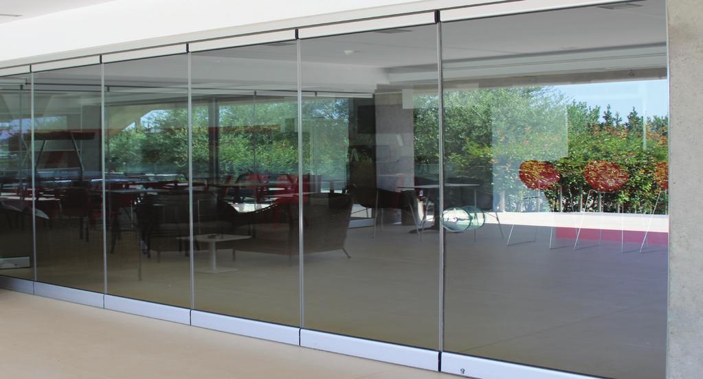 Slide Clear Frameless Moving Wall PR-125 SAS (slide and stack) - Medium duty Slide Clear Frameless Movable Glass System, with panel storage/parking area, middle size aluminum rail, exclusive embedded