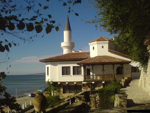The most famous resorts in the Varna Gulf are Golden Sands, Saint Constantine and Elena, Riviera and Kamchia.