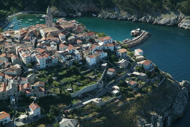 Vrbnik This ancient stone town on the island of Krk, which rises from the sea overwhelms with its beauty and spirit.