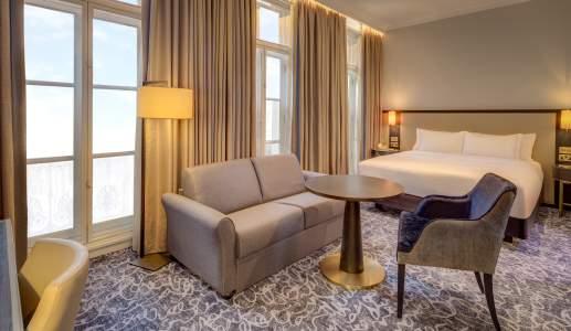 * DELUXE ROOMS Guests can choose a distinctive Double Deluxe Guest Room or King Deluxe Guest Room to enjoy more space.