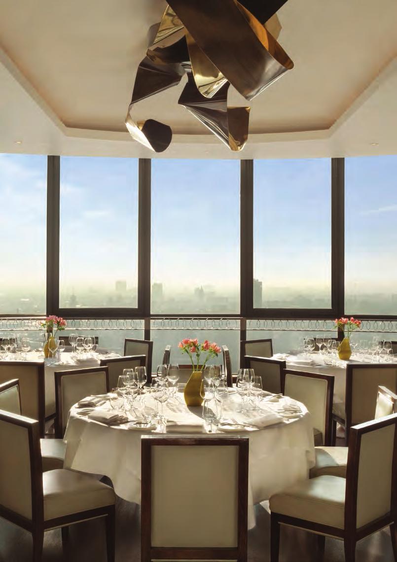 OUR VENUES GALVIN AT WINDOWS Featuring breathtaking 360 views of London, The Balcony at Galvin at Windows is a semi-private area that can seat up to 30 guests in a wide variety of table settings.