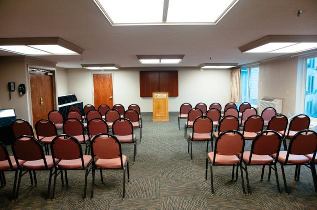 Other Rentable Spaces Heron & Egret These two lodge meeting rooms are perfect for board meetings or