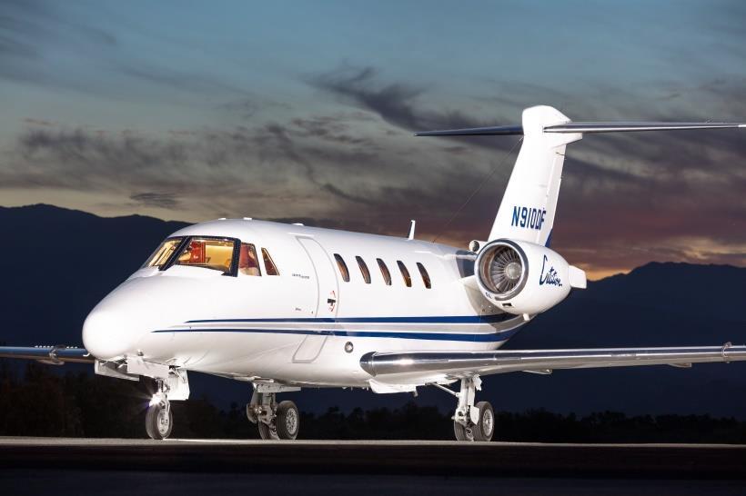 1985 Citation III N910DF S/N 650-0081 OFFERED AT: $549,000 AIRCRAFT HIGHLIGHTS Engines Enrolled on MSP Gold STATUS: As of September 12, 2018 TOTAL TIME: 7,804 LANDINGS: 6,004 ENGINES: Honeywell
