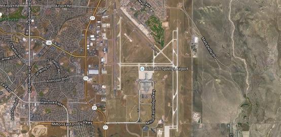 Arrival route begins over Monument, CO at 8,500 feet MSL. Descend to traffic pattern altitude at pilot s discretion; 7,200 feet MSL. Landing RWY 17R, follow Powers Blvd.