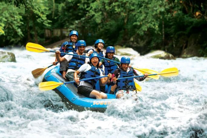 to the river bank 10:00 Start the rafting adventure by paddling the