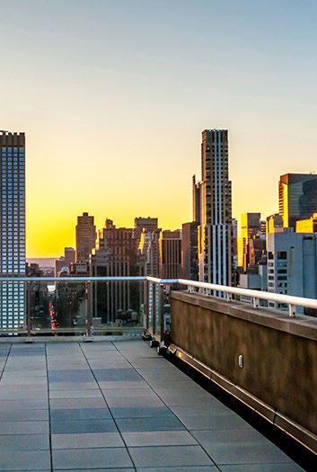 124 velkejablko.eu PÁRTY,BARY,ZÁBAVA Best Rooftop Bars When you re planning your trip you should learn about New York s best rooftop bars.
