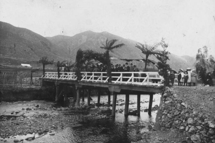 The first road from Wellington to Taita was completed in 1843 and to Upper Hutt in 1844.