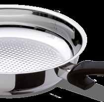 20 crispy A crispy pan is perfect for fast frying at high temperatures meat or