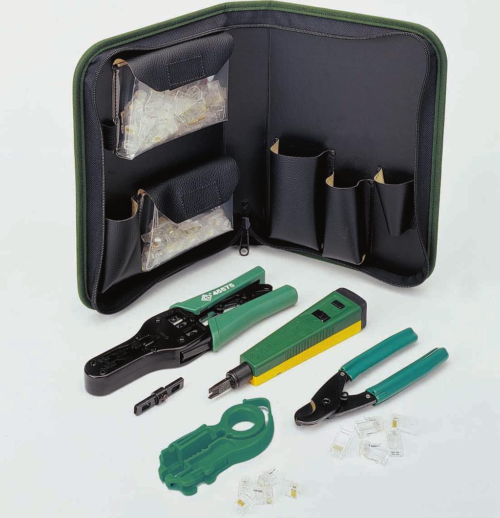 An outside pocket allows convenient storage of instruction manuals or worksite documents.