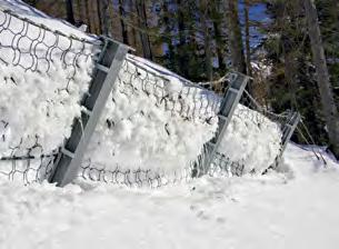 Flexible-net snow rakes are similar to snow nets as they are installed in potential initiation zones to prevent avalanches from developing.