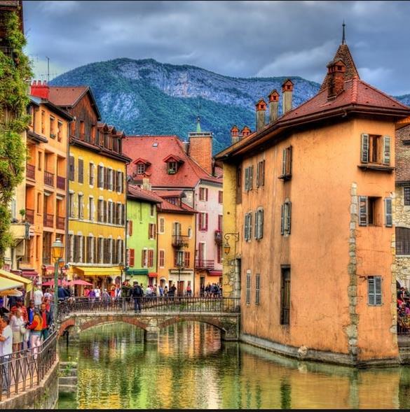 Gruyères Annecy Duration : 9hrs 30 - W /F/Su Rates : Adult: CHF 158 Child: CHF 79 Duration : 5hrs00 - Daily Rates : Adult: CHF 58 Child: CHF 29 DIscover all secrets