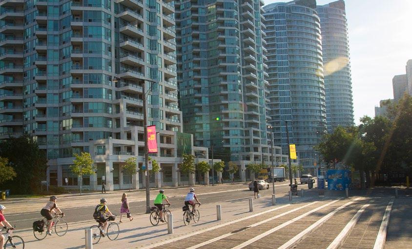 Decades of Trail Extension 2,100 km of W.O.W. The Great Lakes Waterfront Trail has undergone significant change over the past two decades, increasing by 723 km since 2013 alone.