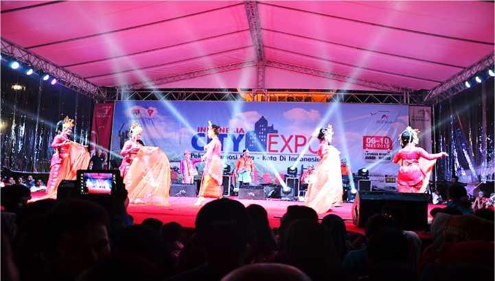 Palembang Expo 2 The Palembang Expo is a yearly business event that s held by Micro and Medium Enterprises Department and Palembang Government Cooperation.